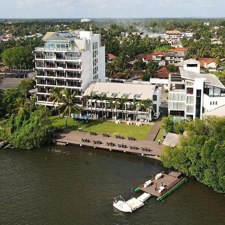 Amagi Aria Airport Transit Hotel Negombo Buitenkant foto